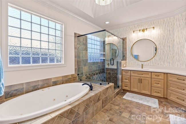 Building Photo - 13718 Robert Walker Dr