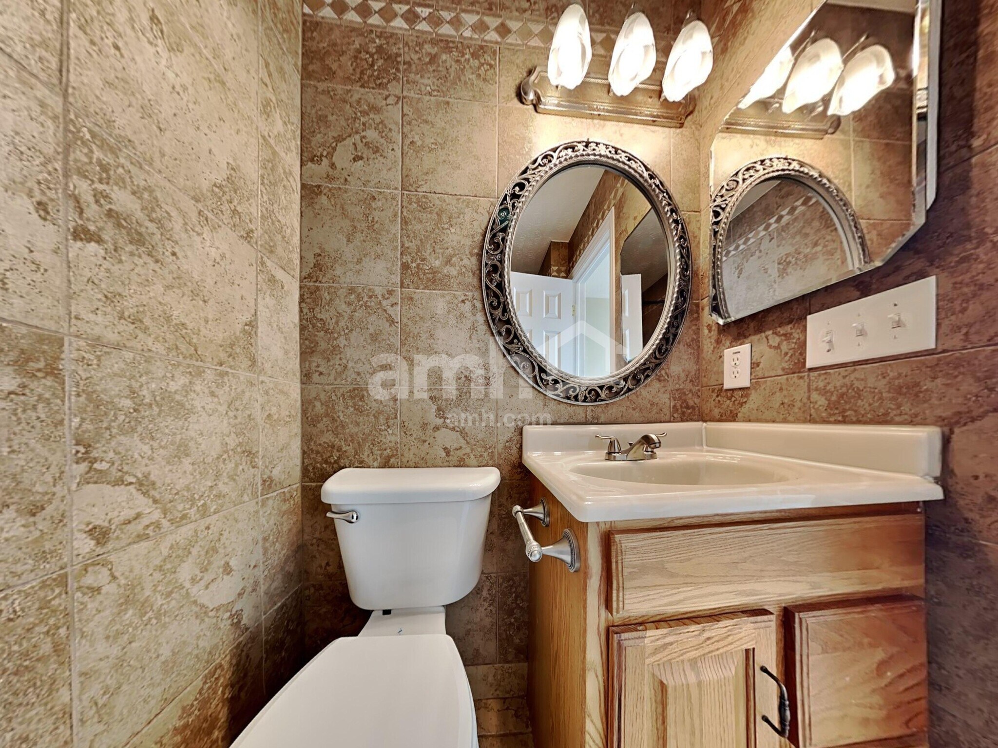 Building Photo - 1293 Cinnamon Dr