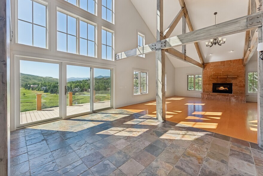 Building Photo - 9246 Par Ct