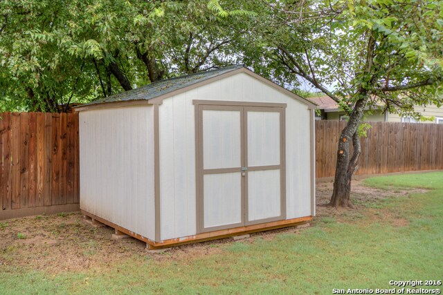 Building Photo - 405 WESTCHESTER-