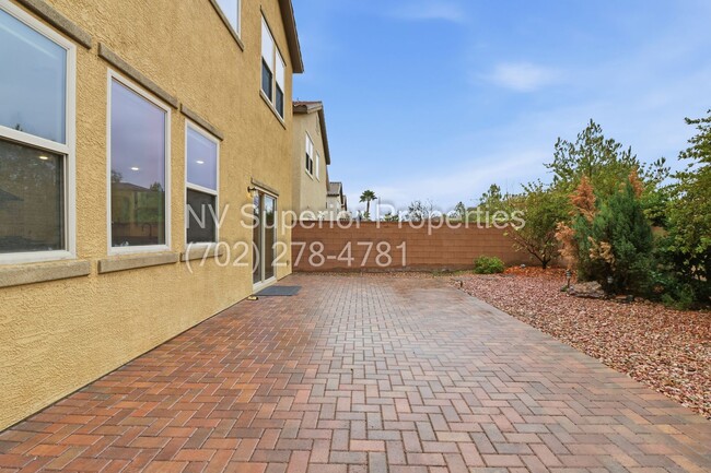 Building Photo - SW!! 2 Story 3 bedroom, 2 car garage!!! All Luxury Vinyl Plank flooring downstairs!!! Water condi...