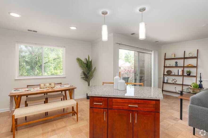 Columbia Choice Apartments 5351 Harpers Farm Rd Columbia MD 21044