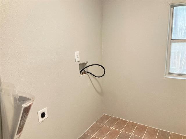 Building Photo - 104 May Ave