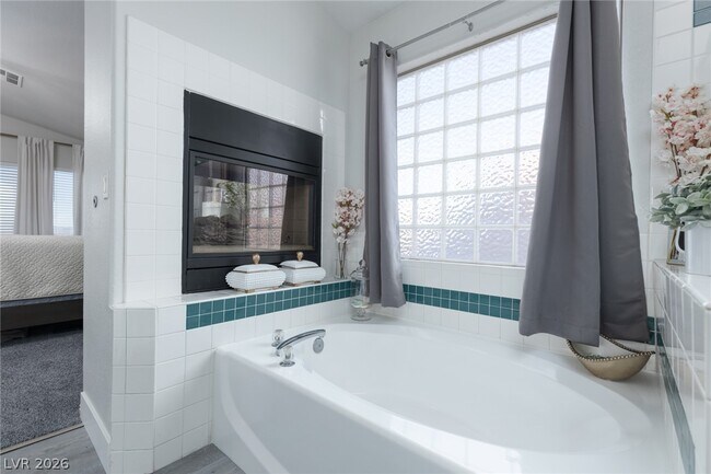 Building Photo - 1596 Bozeman Dr