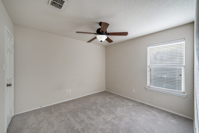 Building Photo - 3125 Muntjac