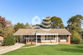 Building Photo - 1704 8th Pl S