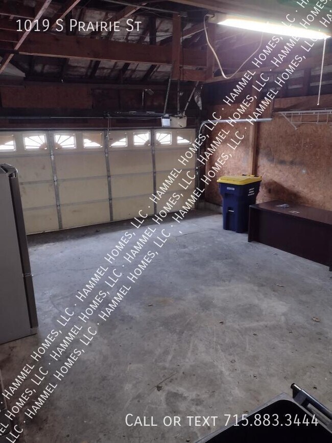 Building Photo - 1019 S Prairie St