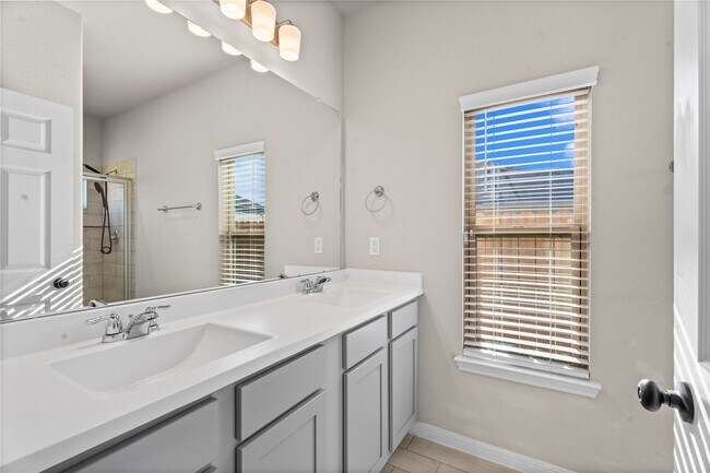 Building Photo - 24717 Teton Holw Trl