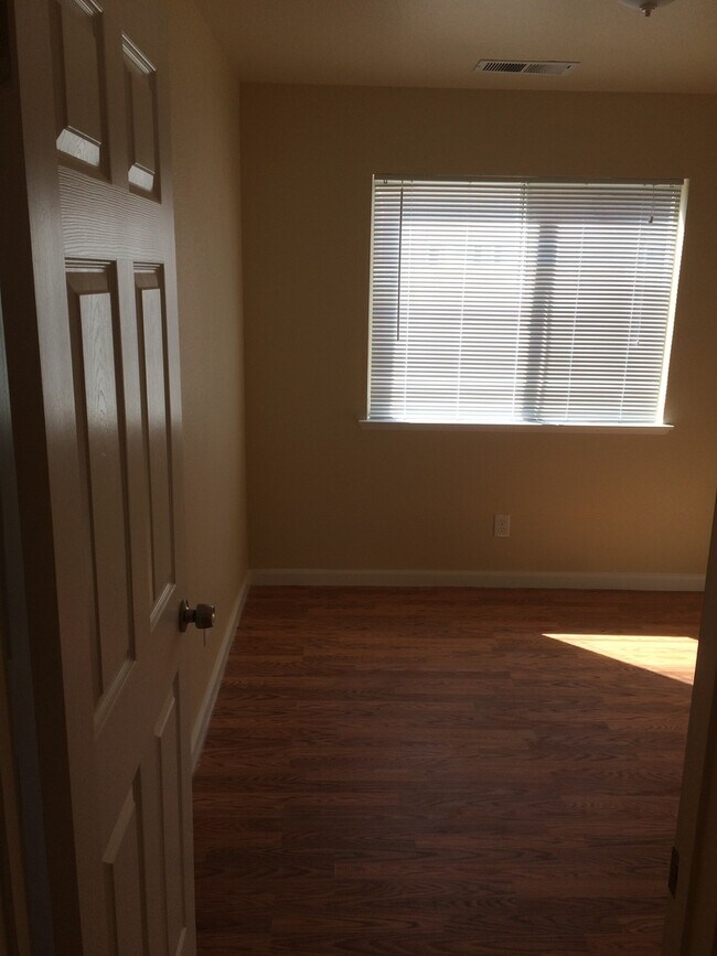 Building Photo - Madera Home for Rent