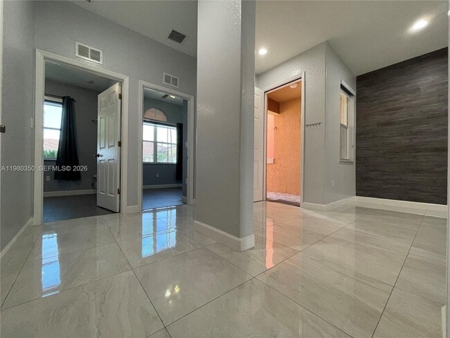 Building Photo - 10973 SW 236th Terrace