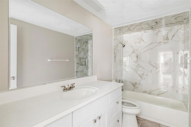 Building Photo - 6051 Carlton Ave