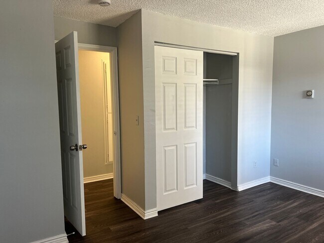 Building Photo - Newly Renovated Condo in Sable Landing   **Move-In Special**