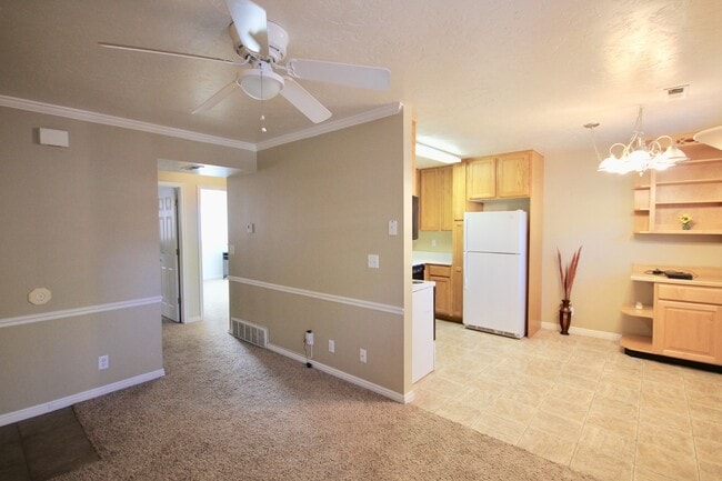 Primary Photo - 2 Bedroom Condo in the Heart of Provo - Av...