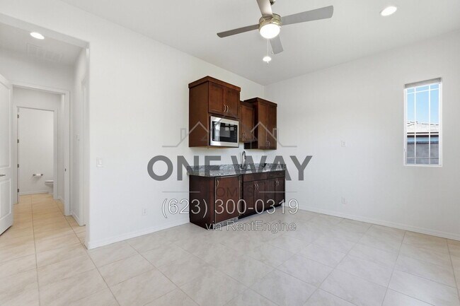 Building Photo - 9960 E Seismic Ave