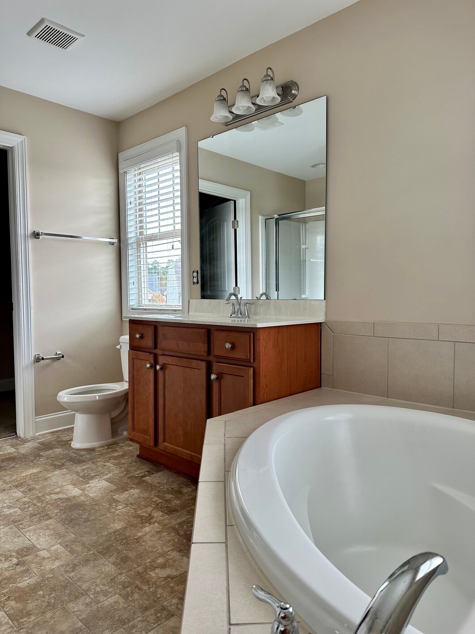Master Bathroom - 7637 Weathered Oak Way
