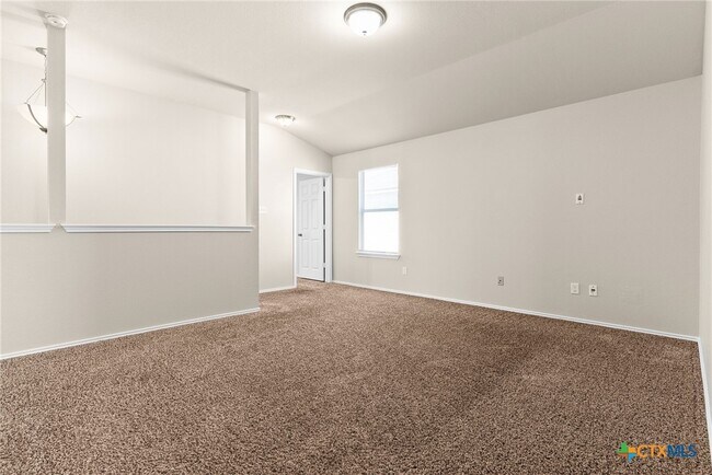 Building Photo - 6305 Creek Land Rd