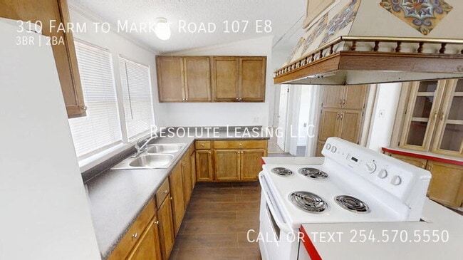 Building Photo - 310 FM107