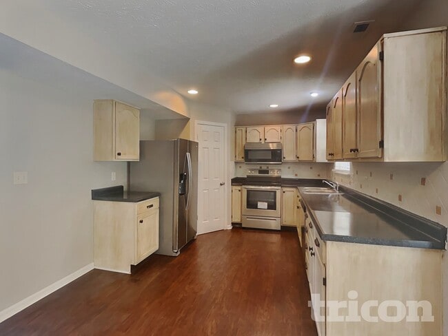 Building Photo - 951 Atir Ln