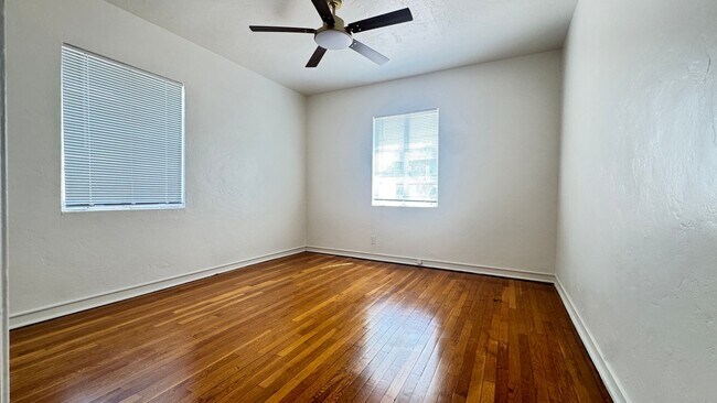 Building Photo - 3019 E Drachman St