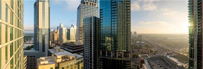 Building Photo - 2500 S Hwy 183