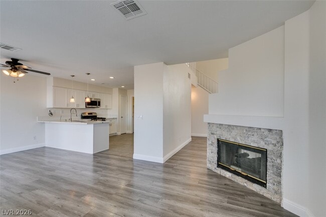 Building Photo - 8006 S Counterpoint Ln