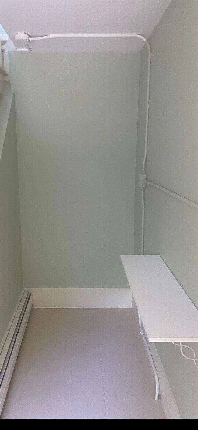 Building Photo - 36 Western Ave