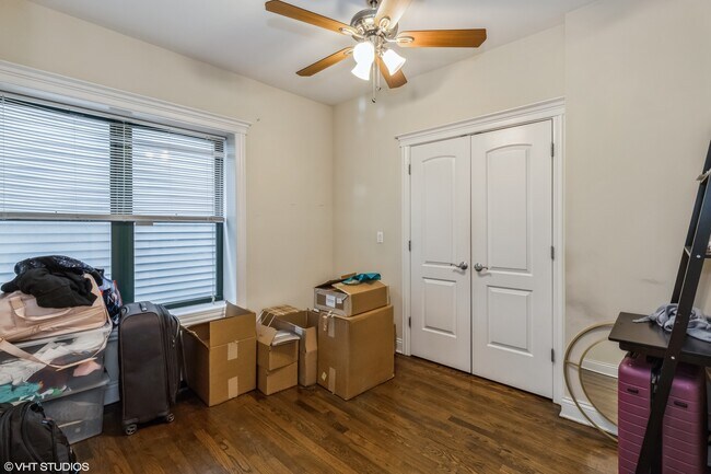 Building Photo - 627 W Arlington Pl
