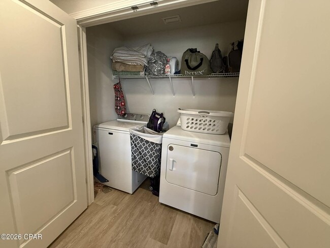 Building Photo - 5545 Lexa Ln