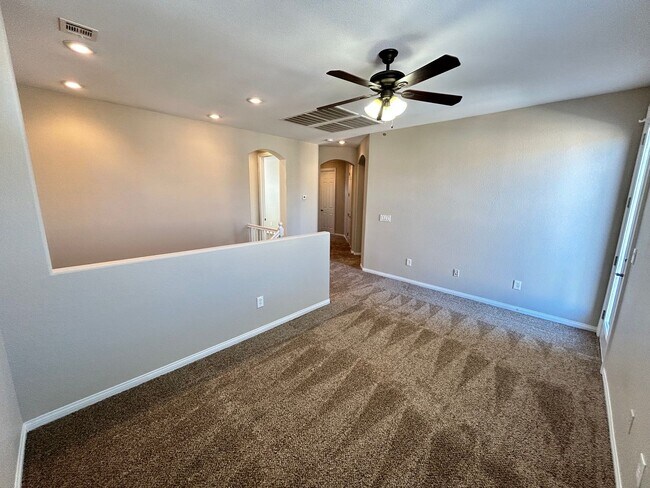 Building Photo - Beautiful 4/Bed/3Bath/2Car Two-Story Home with Loft and Office in Providence!