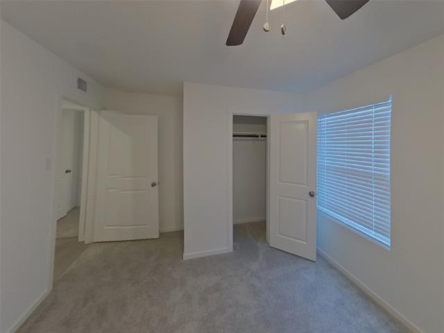 Building Photo - 838 Ponderosa Ln