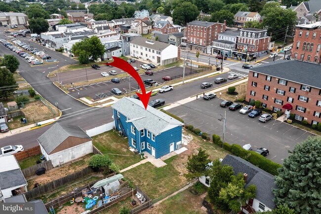 Primary Photo - 14 S 4th Ave