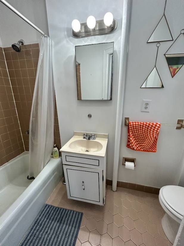 Building Photo - 268 Union St