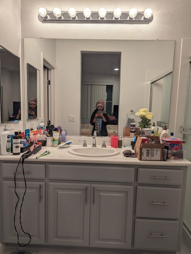 Building Photo - 135 Parc Place Dr