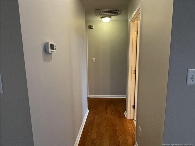 Building Photo - 187 Advance Dr