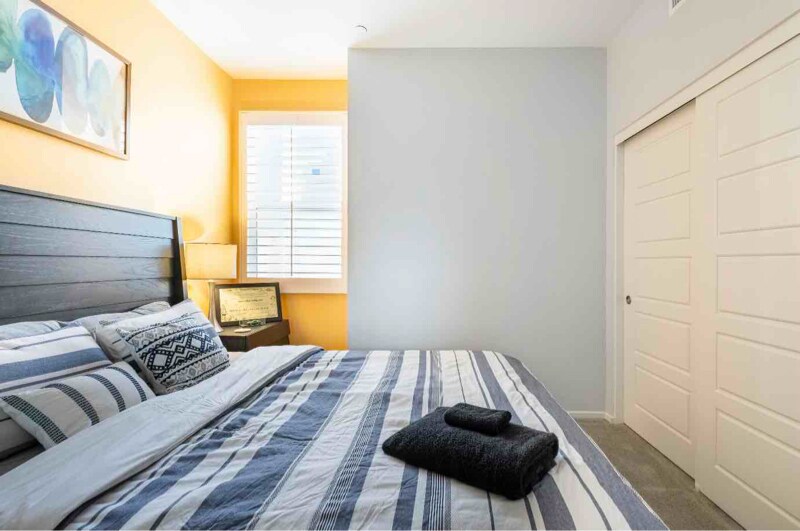 Building Photo - 5150 Calle Sandwaves