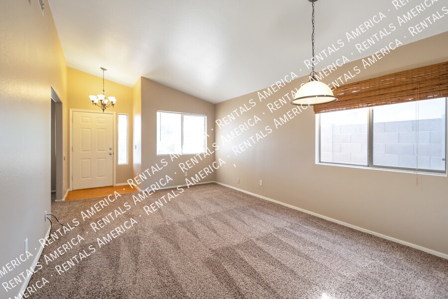 Building Photo - 30740 Maple Chase Dr