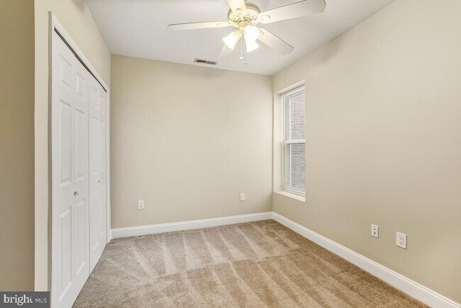 Building Photo - 3117 11th St NW