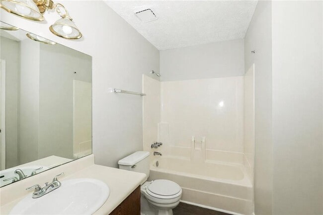 Building Photo - 5426 Glen Haven Dr