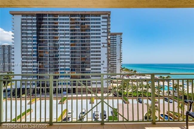 Building Photo - 2080 S Ocean Dr