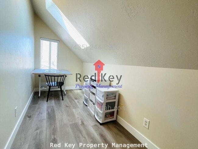 Building Photo - Timpie Rd. Single Family Home