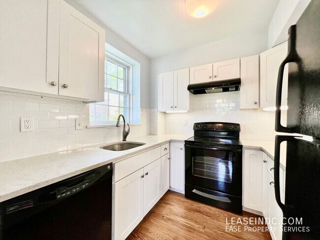 Building Photo - 3620 38th St NW