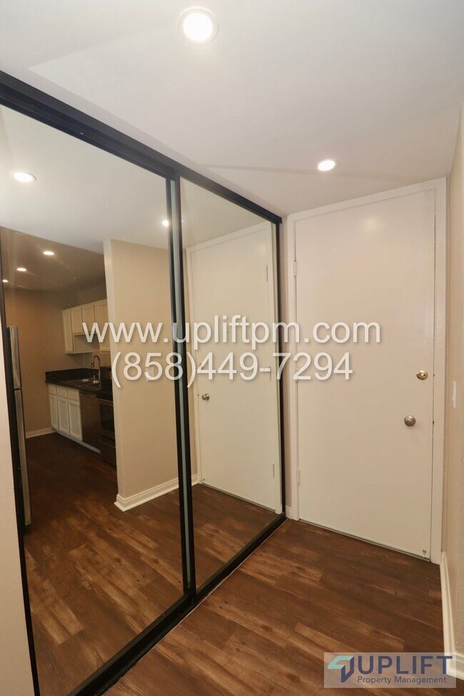 Building Photo - Beautiful 1BR/1BA Condo for Rent in Ocean ...