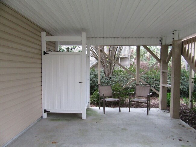 Building Photo - 937 Tiffany Ln