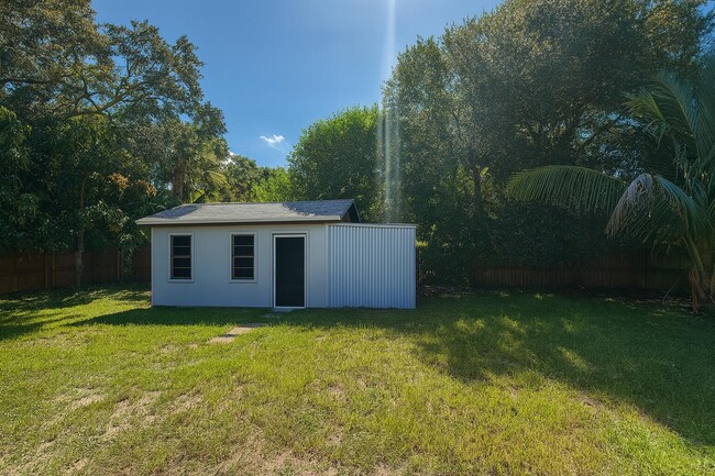 Building Photo - 1641 Seahouse St
