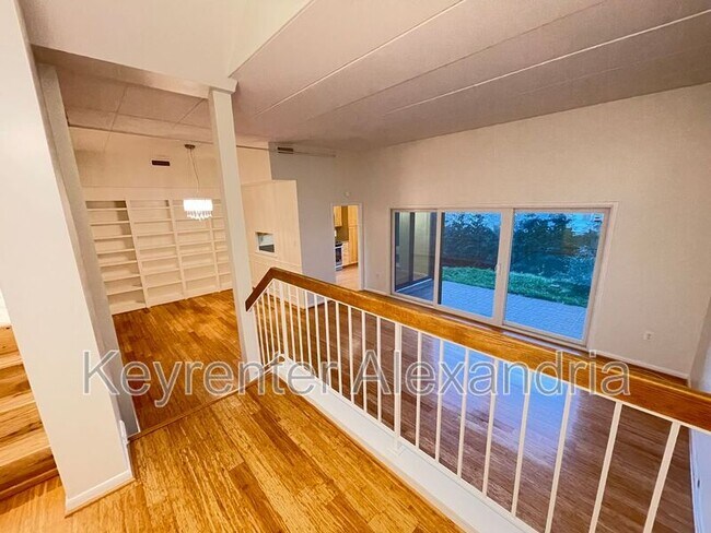 Building Photo - 116 Roberts Ln