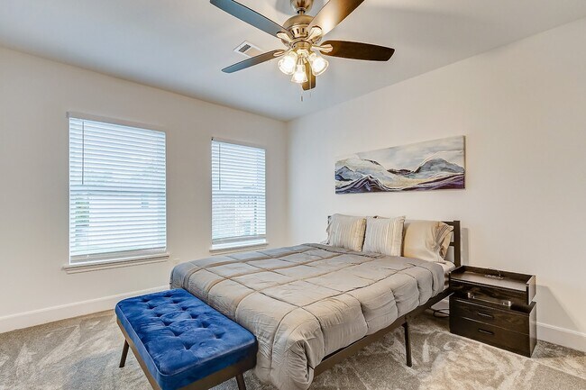 Building Photo - 14510 Sanour Dr