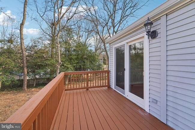 Building Photo - 308 Raussell Pl