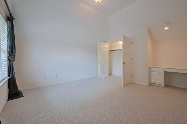 Building Photo - 36 Watermill Pl