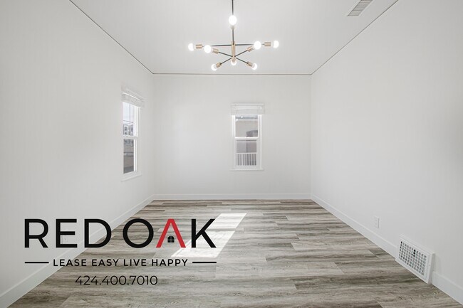 Building Photo - 330 N Genesee Ave