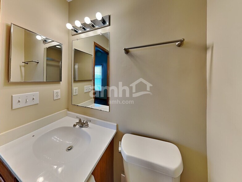 Building Photo - 7172 Haswell Dr